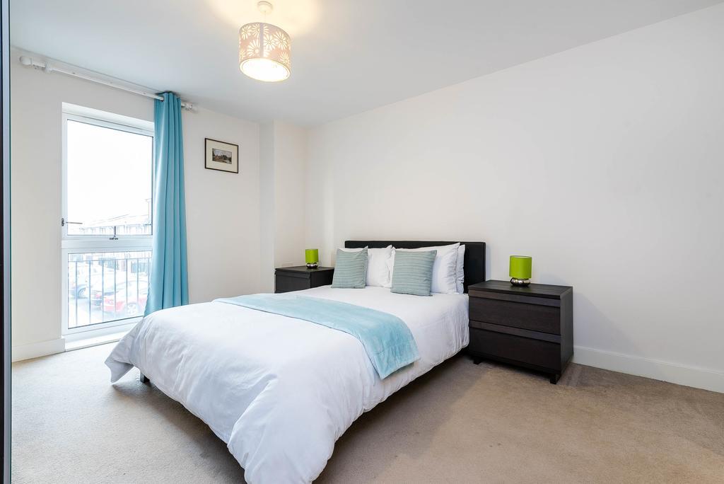 Greenwich House London Room photo